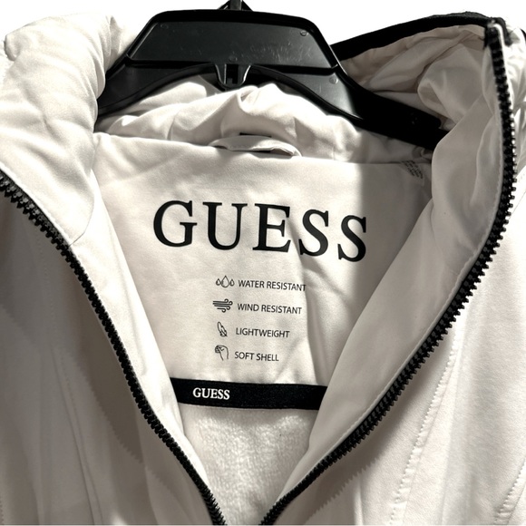 🎉 Host Pick! 🎉 NWT Guess Belted Winter Coat Women’s Medium - Picture 8 of 13